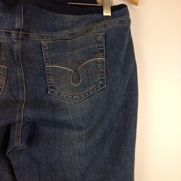 Three Seasons Maternity Jeans Size Large - Picture 3 of 5